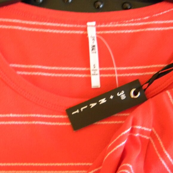 3rd + Malt Red Striped Tee With Shark Bite Hem Sz Small NWT - Picture 3 of 3